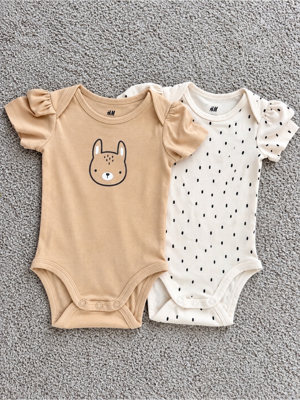 H&M Tan and Cream Baby One-Piece Bodysuit Set with Animal Print